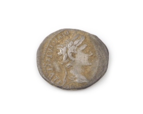 Augustus mit Lorbeerkranz, Gaius und Lucius Caesar, Denar, 2 v. Chr. - 4 n. Chr.