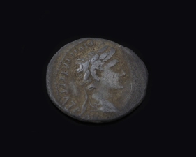 Augustus mit Lorbeerkranz, Gaius und Lucius Caesar, Denar, 2 v. Chr. - 4 n. Chr.