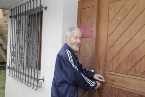 Stefan Wiesli unterwegs in sein Museum.