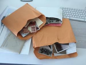 Eine weitere Foto-Lieferung zum Einscannen.