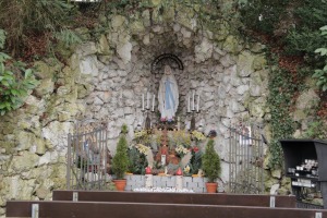 Lourdes-Grotte